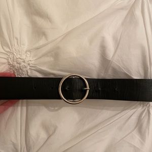 Brandy Melville belt !